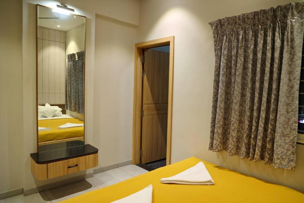 'Sumadhu Homes 301 ' Kolhapur Dış mekan fotoğraf